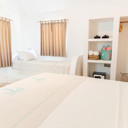 La Isla Bonita Gili Air Hotel ภายนอก รูปภาพ