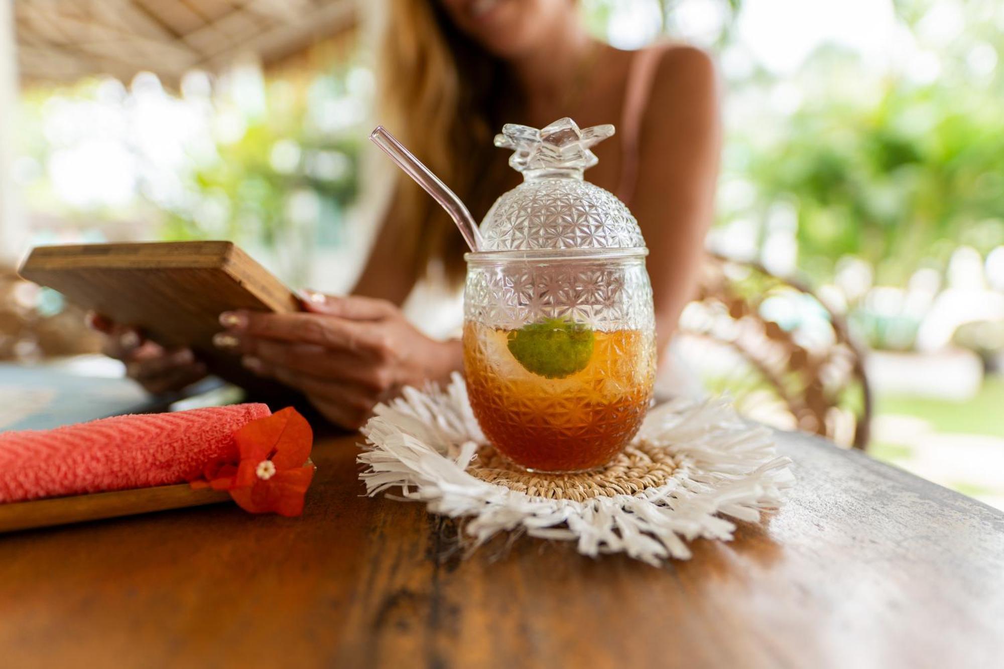 La Isla Bonita Gili Air Hotel ภายนอก รูปภาพ